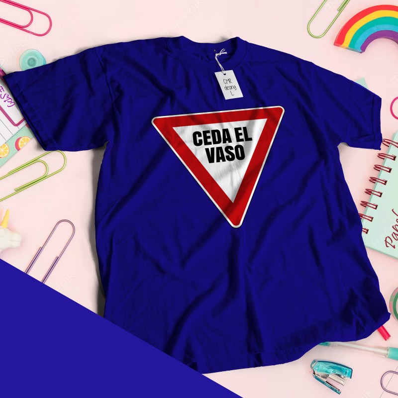 Camiseta Ceda el vaso