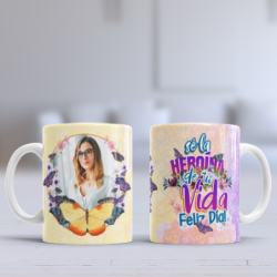 Taza dia de la mujer heroína